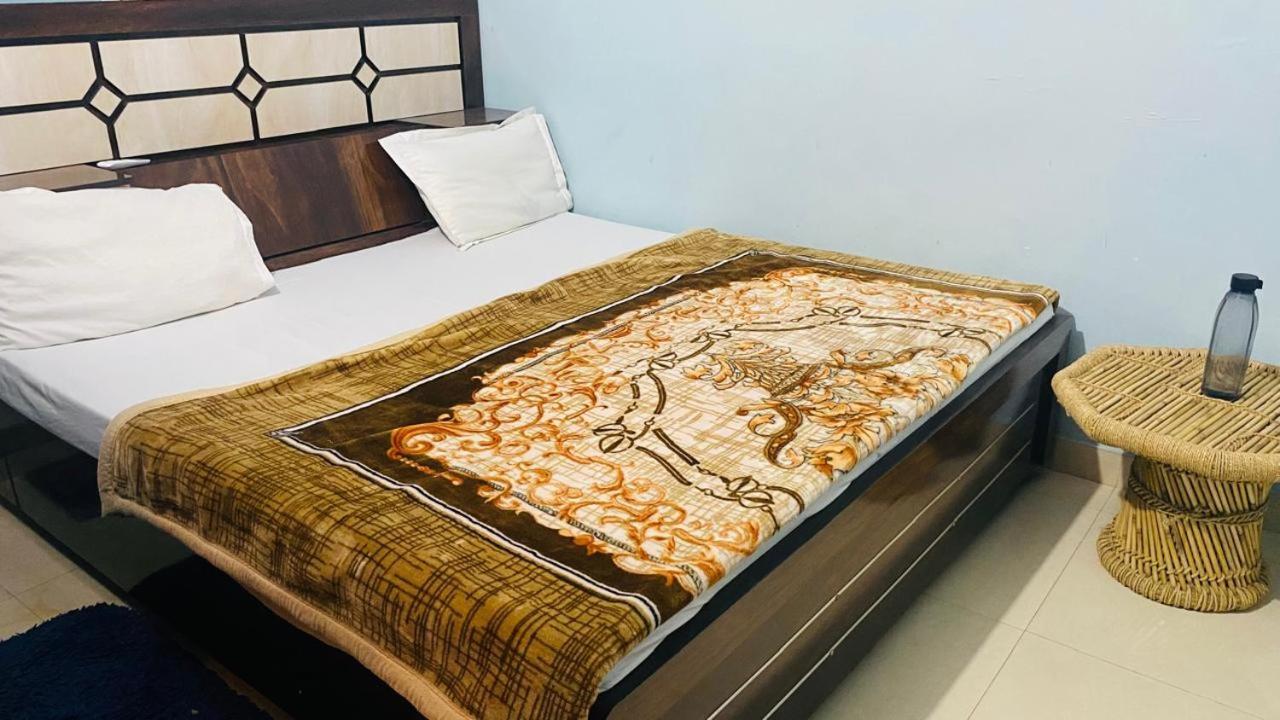 Ram Paying Guest House & Hostel Near By Krishna Janmabhoomi Mathura Eksteriør billede